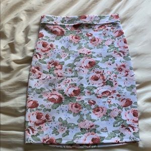 Guess skirt